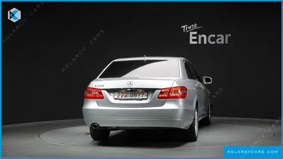 MERCEDES E-CLASS E200 CGI