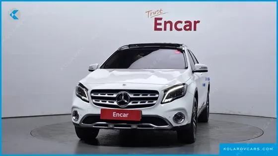 MERCEDES GLA-CLASS GLA220 PREMIUM