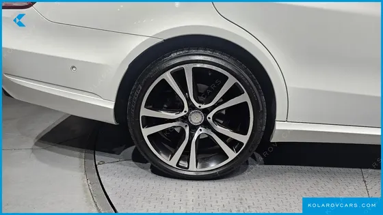 MERCEDES E-CLASS E220 BLUETEC AVANTGARDE SPORT