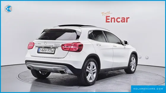 MERCEDES GLA-CLASS GLA200 D 4MATIC