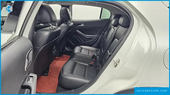 MERCEDES GLA-CLASS GLA200 D 4MATIC