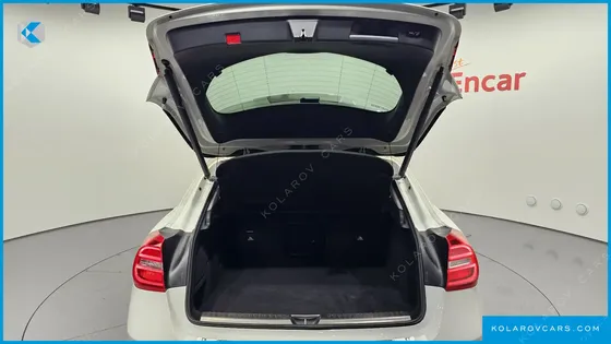 MERCEDES GLA-CLASS GLA200 D 4MATIC