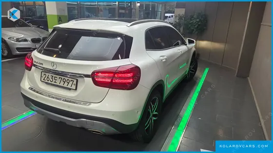 MERCEDES GLA-CLASS GLA220 PREMIUM