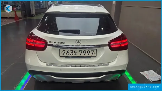 MERCEDES GLA-CLASS GLA220 PREMIUM