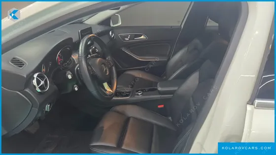 MERCEDES GLA-CLASS GLA220 PREMIUM