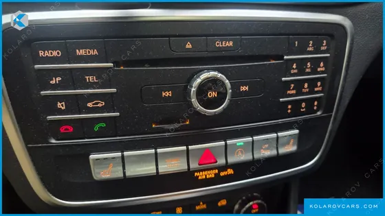 MERCEDES GLA-CLASS GLA220 PREMIUM