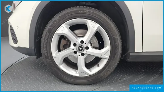 MERCEDES GLA-CLASS GLA220
