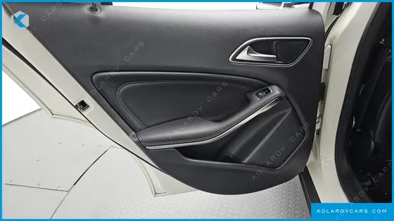 MERCEDES GLA-CLASS GLA220