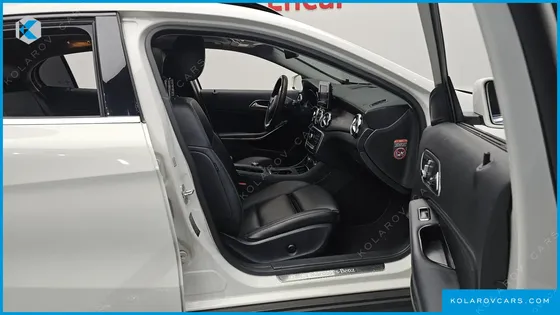MERCEDES GLA-CLASS GLA220