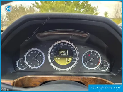 MERCEDES E-CLASS E300 ELEGANCE
