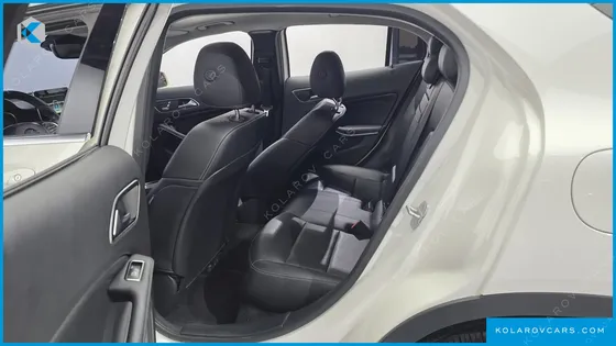 MERCEDES GLA-CLASS GLA220