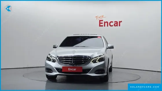 MERCEDES E-CLASS E300 ELEGANCE