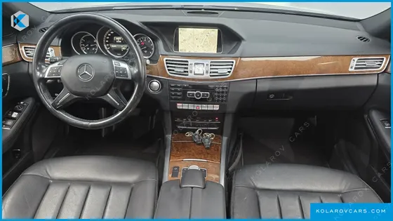 MERCEDES E-CLASS E300 ELEGANCE