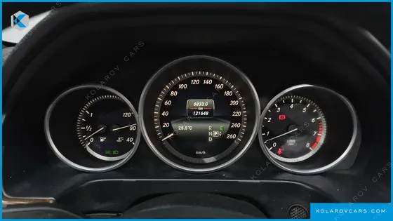 MERCEDES E-CLASS E300 ELEGANCE