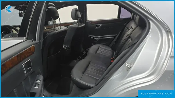 MERCEDES E-CLASS E300 ELEGANCE