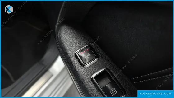 MERCEDES E-CLASS E300 ELEGANCE