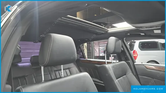 MERCEDES E-CLASS E300 ELEGANCE