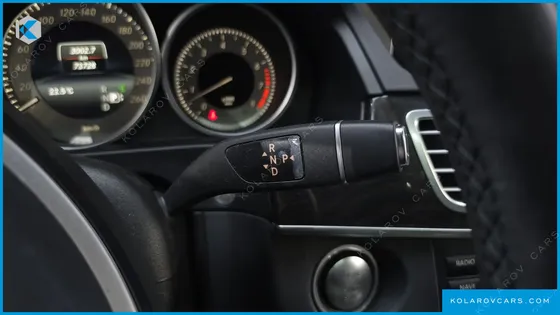 MERCEDES E-CLASS E300 AVANGARD