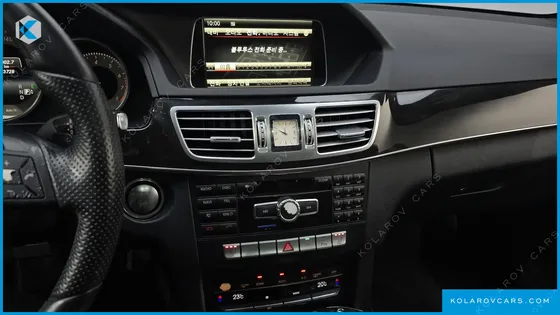 MERCEDES E-CLASS E300 AVANGARD