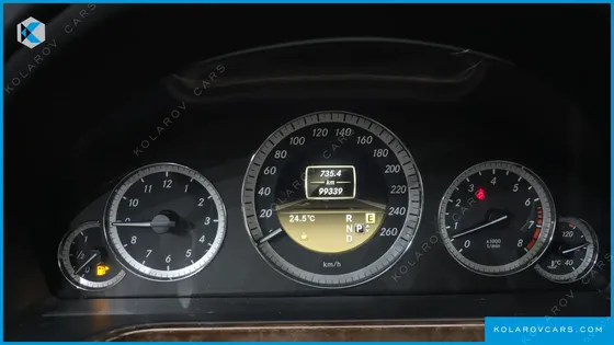 MERCEDES E-CLASS E300 ELEGANCE