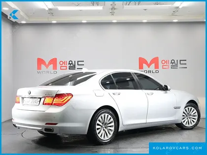 BMW 7 SERIES 740I