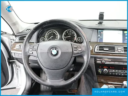 BMW 7 SERIES 740I