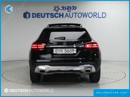 MERCEDES GLA-CLASS GLA220 PREMIUM