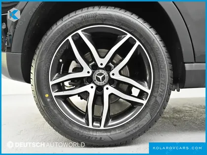 MERCEDES GLA-CLASS GLA220 PREMIUM