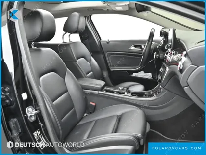 MERCEDES GLA-CLASS GLA220 PREMIUM