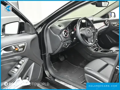 MERCEDES GLA-CLASS GLA220 PREMIUM
