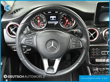 MERCEDES GLA-CLASS GLA220 PREMIUM
