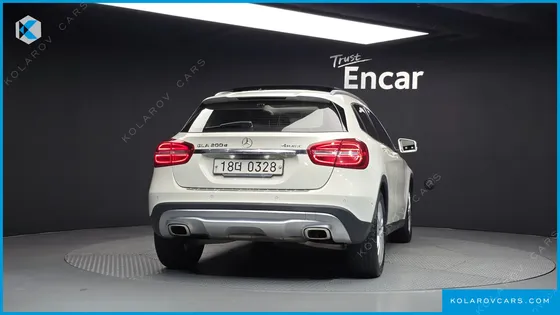 MERCEDES GLA-CLASS GLA200 D 4MATIC