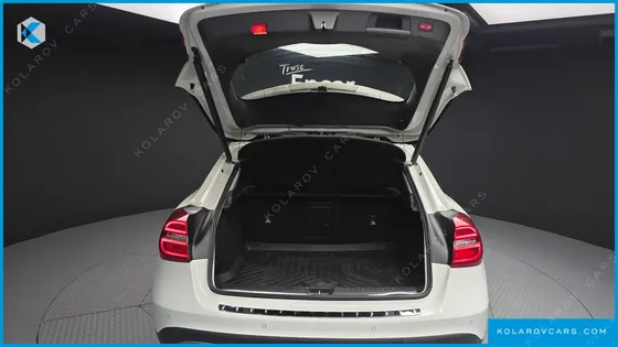 MERCEDES GLA-CLASS GLA200 D 4MATIC
