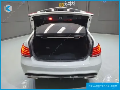 MERCEDES E-CLASS E200 COUPE