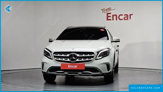 MERCEDES GLA-CLASS GLA220 PREMIUM