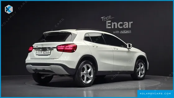 MERCEDES GLA-CLASS GLA220