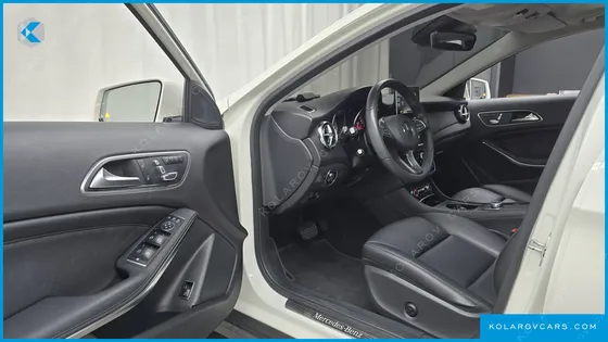 MERCEDES GLA-CLASS GLA220