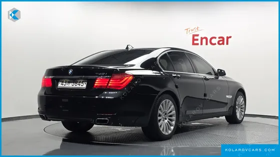 BMW 7 SERIES 740I