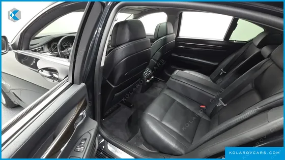 BMW 7 SERIES 740I