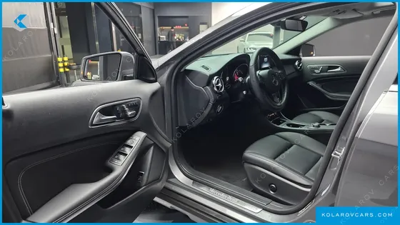 MERCEDES GLA-CLASS GLA220 PREMIUM