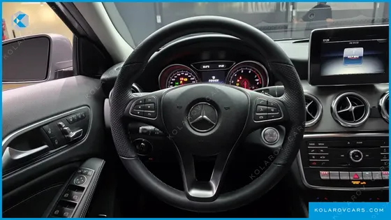 MERCEDES GLA-CLASS GLA220 PREMIUM