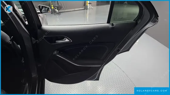 MERCEDES GLA-CLASS GLA220 PREMIUM