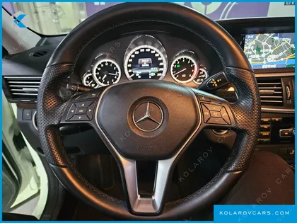 MERCEDES E-CLASS E300 AVANTGARDE SPORTS PACKAGE