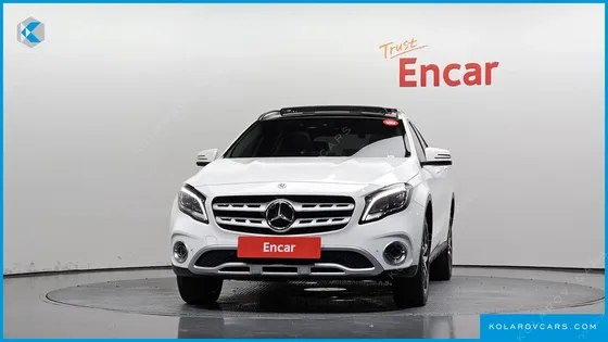 MERCEDES GLA-CLASS GLA220 PREMIUM