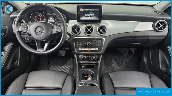 MERCEDES GLA-CLASS GLA220 PREMIUM