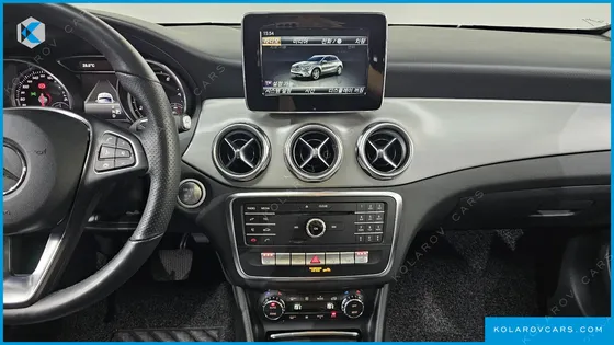 MERCEDES GLA-CLASS GLA220 PREMIUM