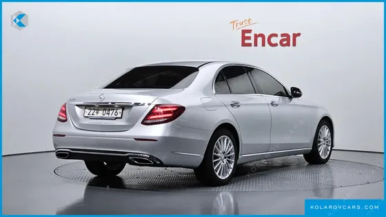 MERCEDES E-CLASS E220D EXCLUSIVE