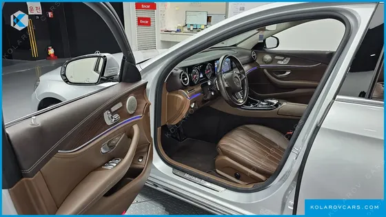 MERCEDES E-CLASS E220D EXCLUSIVE