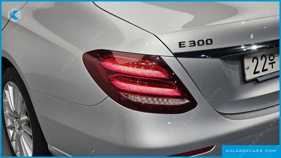 MERCEDES E-CLASS E220D EXCLUSIVE