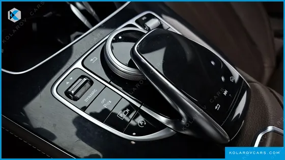 MERCEDES E-CLASS E220D EXCLUSIVE